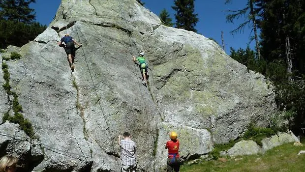 Salburg, Sonnleitn Apartmán *